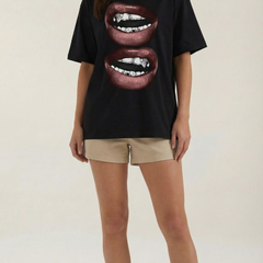 Natalia | Camiseta Oversize con Diseño Gráfico