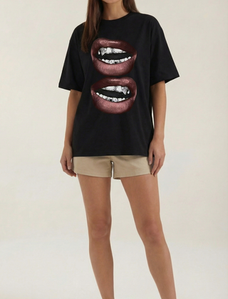 Natalia | Camiseta Oversize con Diseño Gráfico