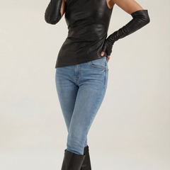 Ulyssa | Top con Hombros Descubiertos
