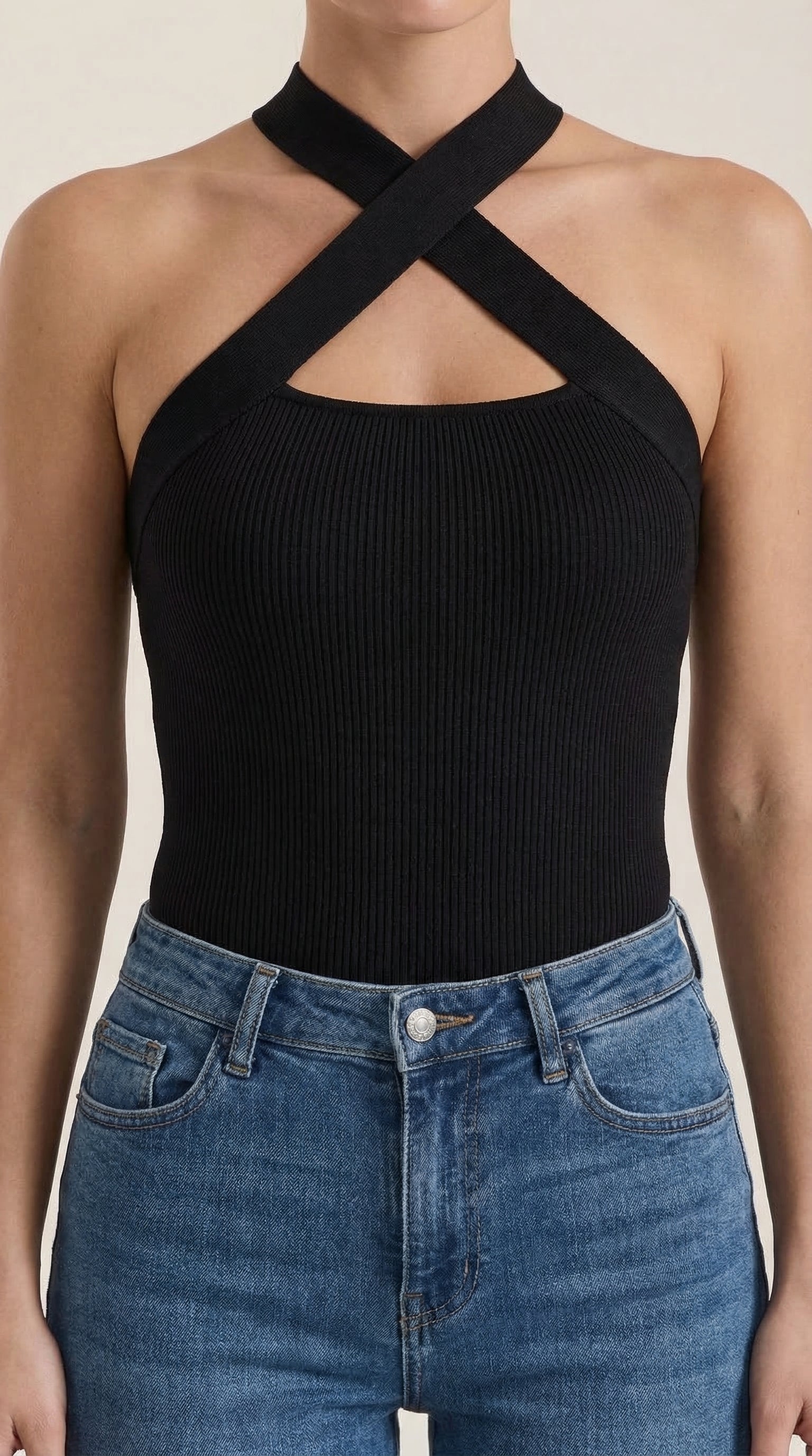 Brianna | Top Halter con Tirantes Cruzados