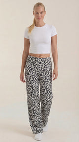 Cleo | Pantalón con estampado de leopardo
