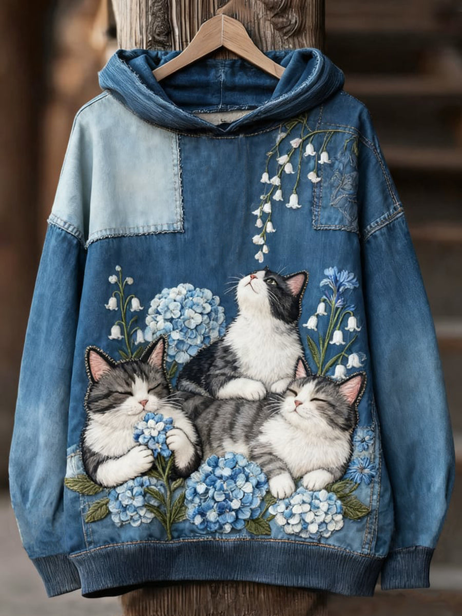 Sudadera vaquera con dos gatos y hortensias