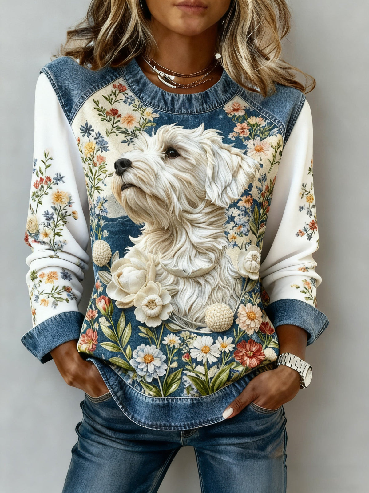 Sudadera vaquera con westie entre flores